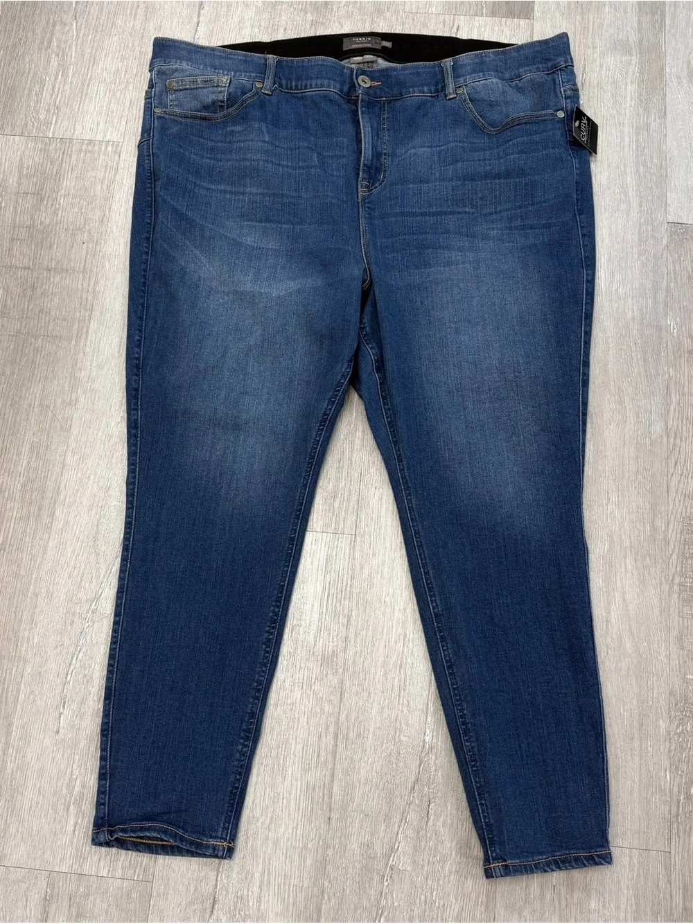 Torrid Dark Wash Bombshell Skinny Jeans - Size 26